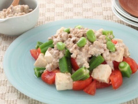 オクラと豆腐の肉みそサラダ